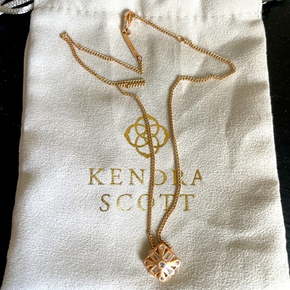Kendra Scott rose gold necklace - Picture 1 of 3